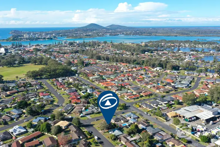 2/6 Colvin Avenue, Tuncurry NSW 2428