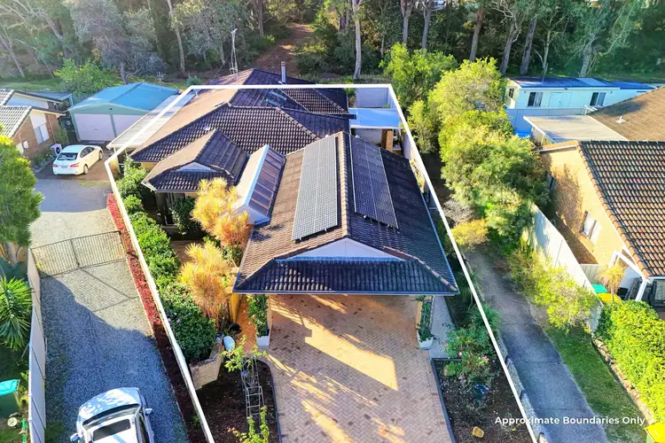 25 Constable Place, Tuncurry NSW 2428