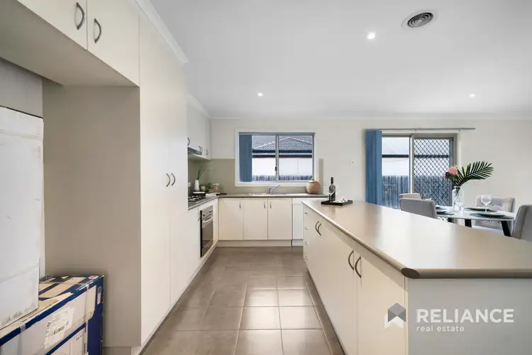 Sixth view of Homely house listing, 10 Balfour Close, Point Cook VIC 3030