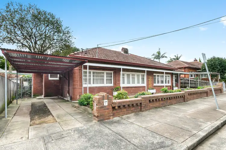 1 Somerville Avenue, Ashfield NSW 2131