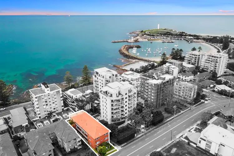 Second view of Homely apartment listing, 2/39 Corrimal Street, Wollongong NSW 2500