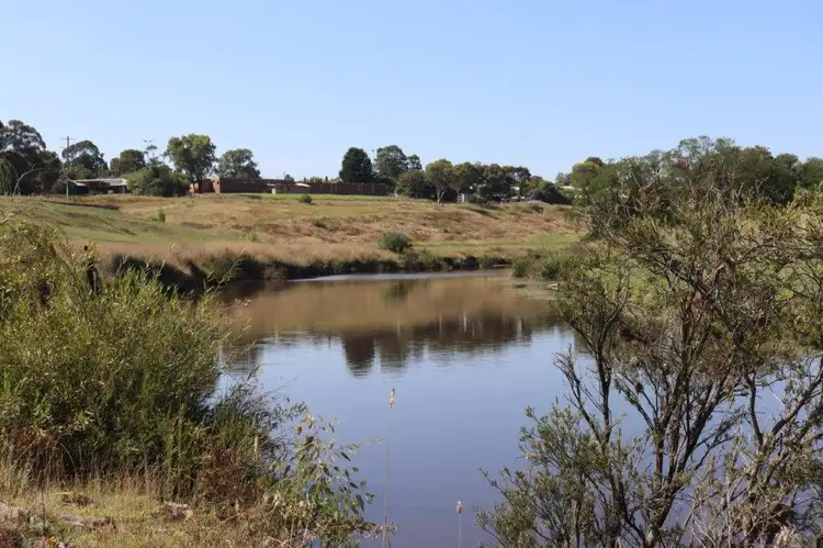 12 Woods Street, Yass NSW 2582