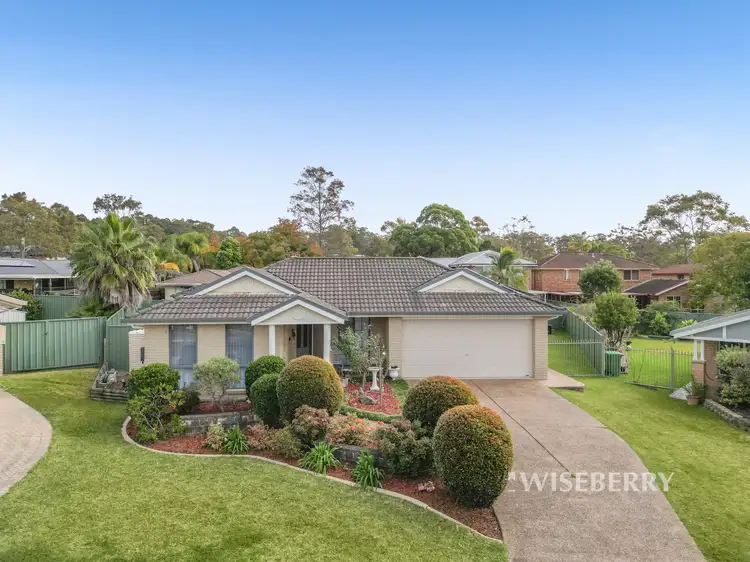 8 Friendship Place, Watanobbi NSW 2259