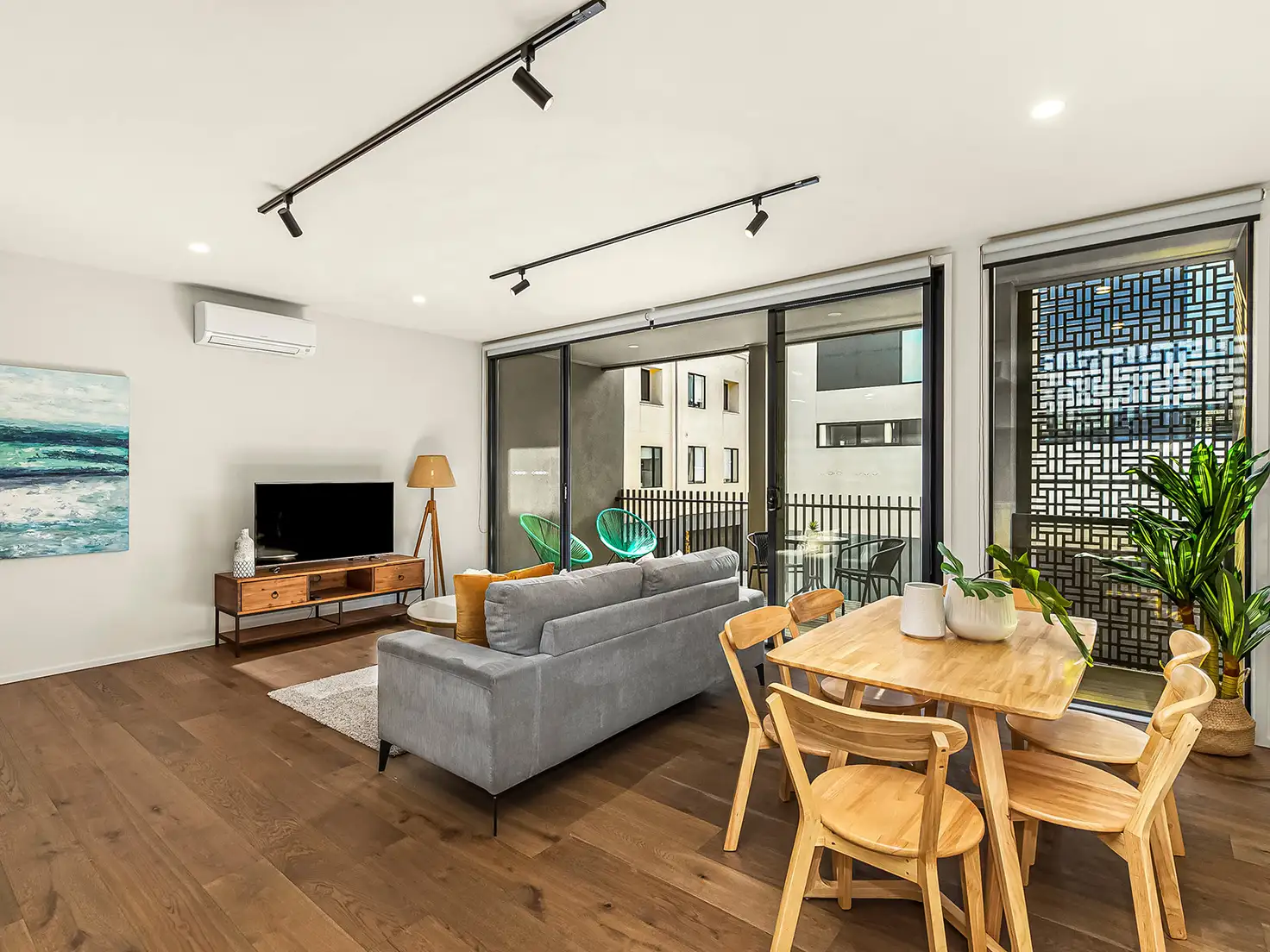 Main view of Homely townhouse listing, 7 Desbrowe Walk, Alphington VIC 3078