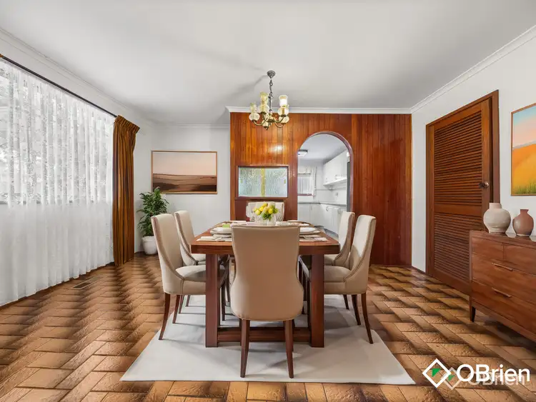 Sixth view of Homely house listing, 2 Altyre Court, St Albans VIC 3021