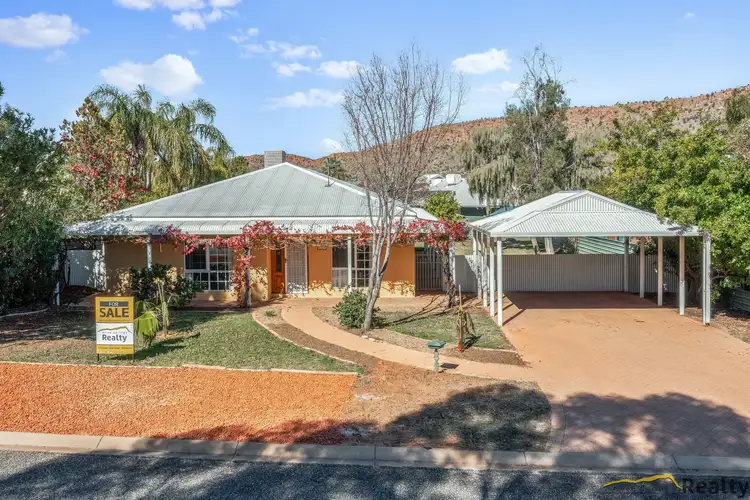 2 Delahunty Court, Desert Springs NT 870