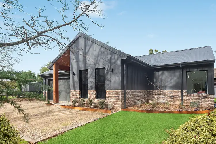 29 Toongoon Road, Burradoo NSW 2576