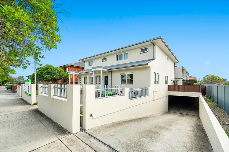 1/35 Matthews Street, Punchbowl NSW 2196
