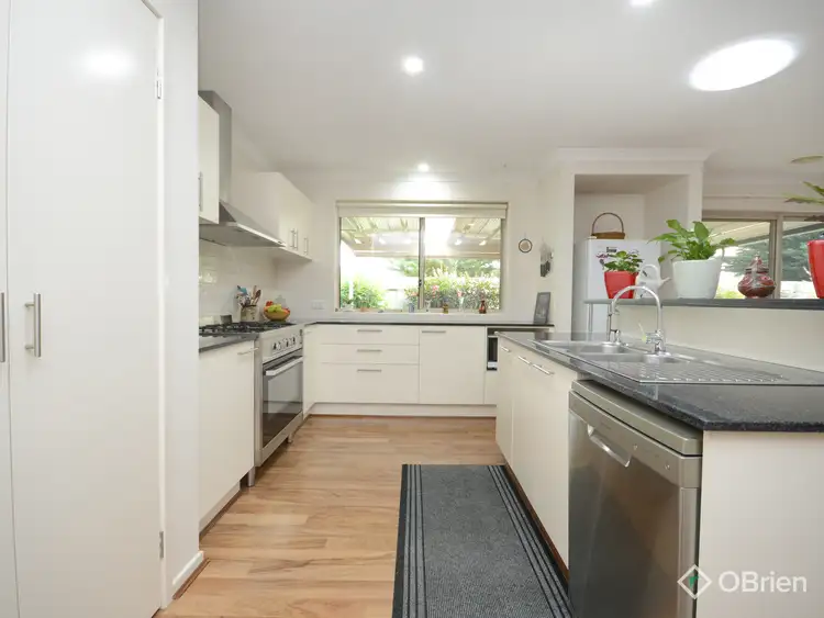 Fifth view of Homely house listing, 9B Faulkner Court, Eastwood VIC 3875