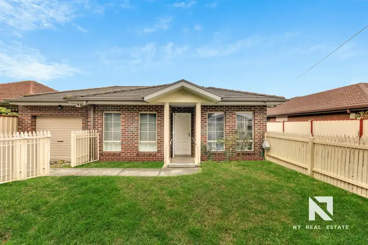 1/84 Leonard Avenue, St Albans VIC 3021