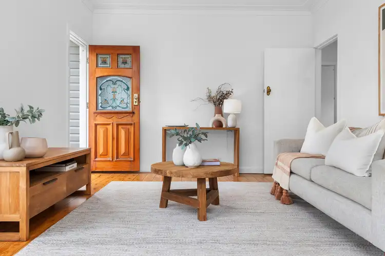 6 Mears Street, Adamstown Heights NSW 2289