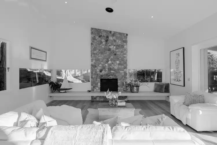 1 Banksia Avenue, Noosa Heads QLD 4567