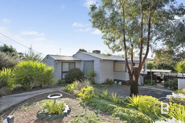 2 Cameron Street, Maryborough VIC 3465