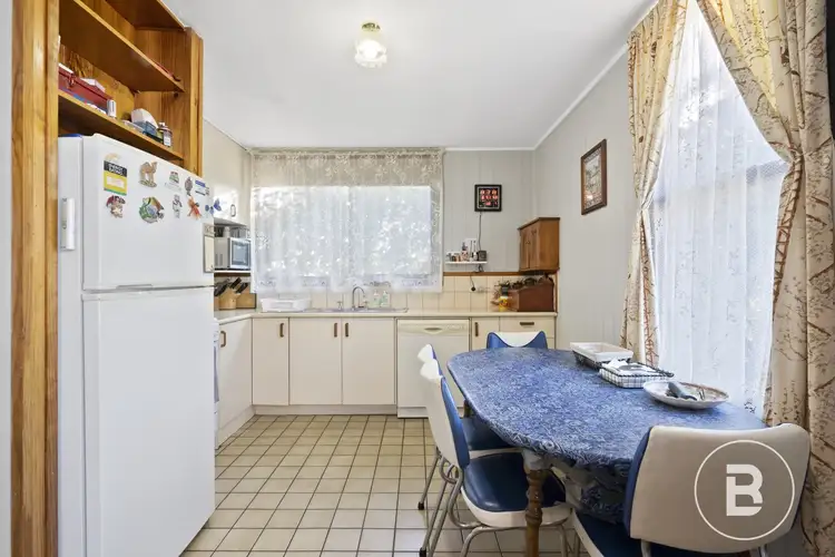 Fifth view of Homely house listing, 2 Cameron Street, Maryborough VIC 3465