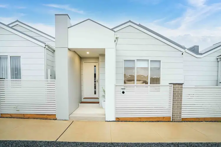 14 Glenwood Boulevard, Baranduda VIC 3691