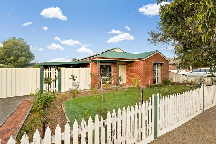 7 James Drive, Delacombe VIC 3356