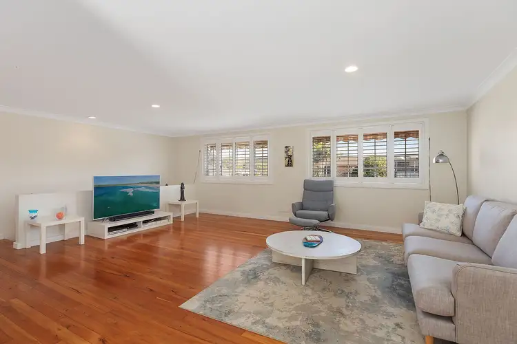 Sixth view of Homely house listing, 359 Lakedge Avenue, Berkeley Vale NSW 2261