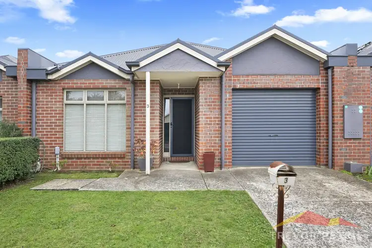 3/2a Kelvin Avenue, Sebastopol VIC 3356
