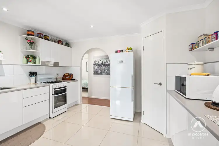 Fifth view of Homely house listing, 9 Bonhill Court, Hillcrest QLD 4118