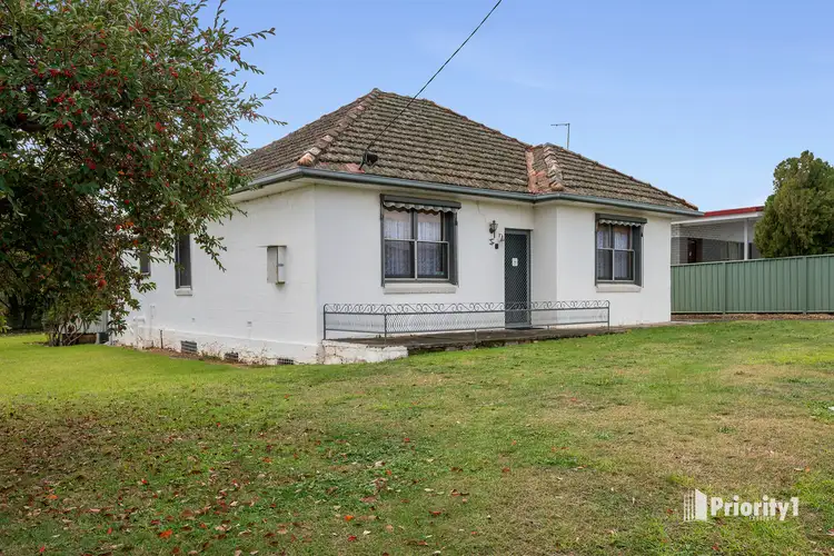 Second view of Homely house listing, 5 Wireless Street, Kangaroo Flat VIC 3555