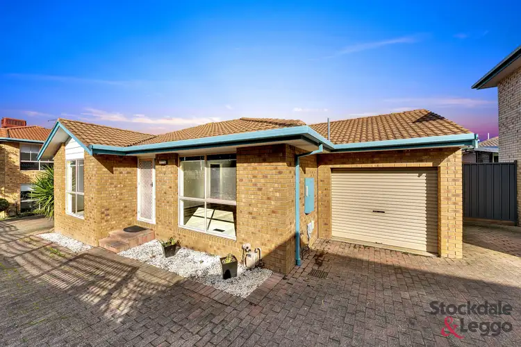 2/2 Romeo Court, Mill Park VIC 3082