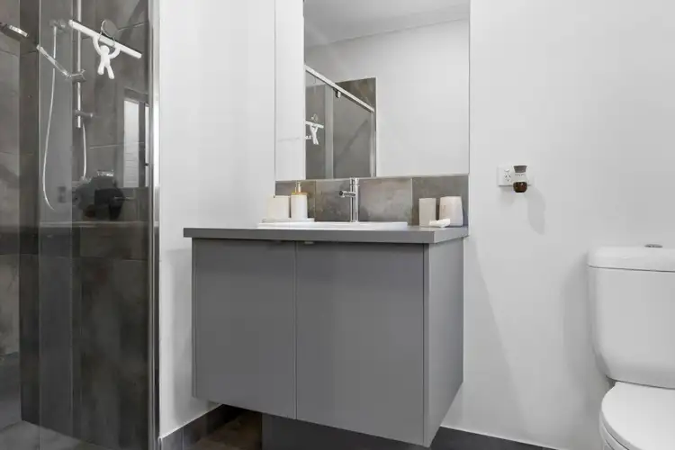 Fourth view of Homely house listing, 15 Mervyn Way, Mambourin VIC 3024