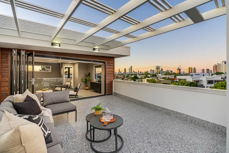 1/38 Merrimac Boulevard, Broadbeach Waters QLD 4218