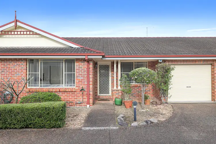 2/13 Tannery Street, Unanderra NSW 2526