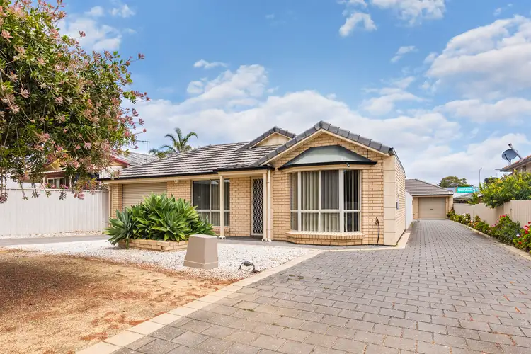 18A Deemster Avenue, Christies Beach SA 5165