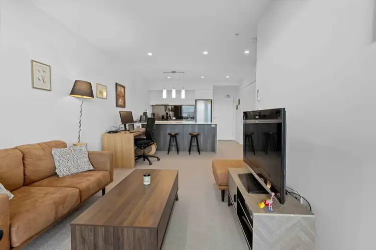 10608/300 Old Cleveland Road, Coorparoo QLD 4151