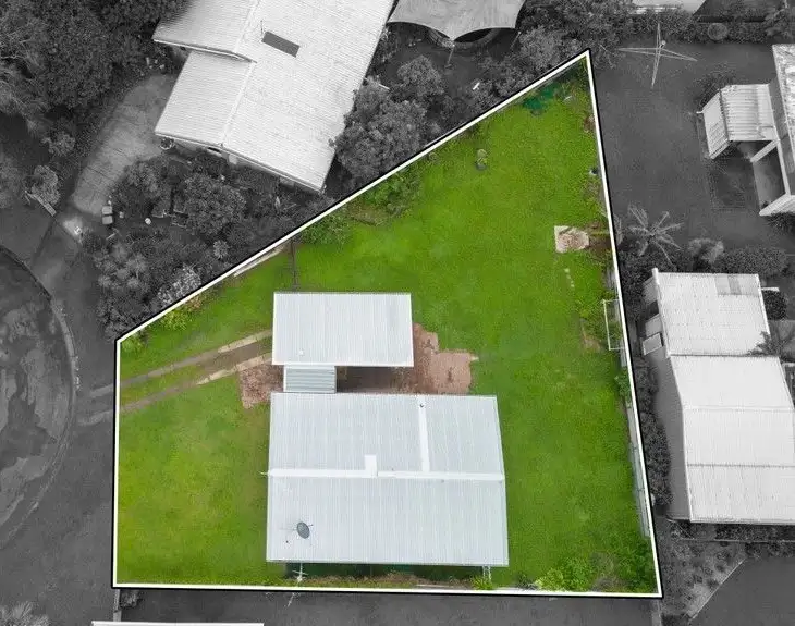 6 Nunga Close, Manunda QLD 4870