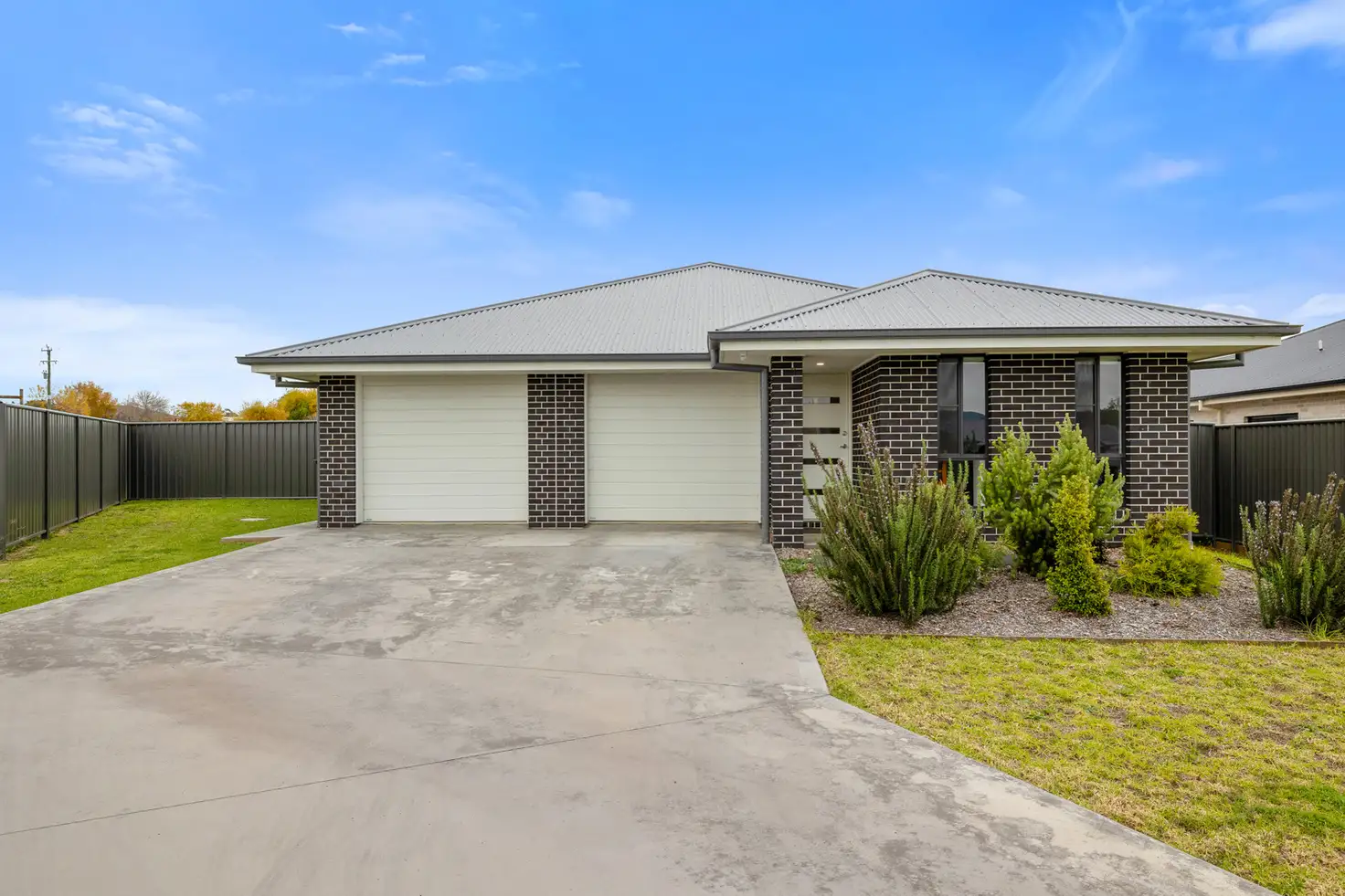 Main view of Homely semi-detached listing, 15 Jersey Close, Tamworth NSW 2340
