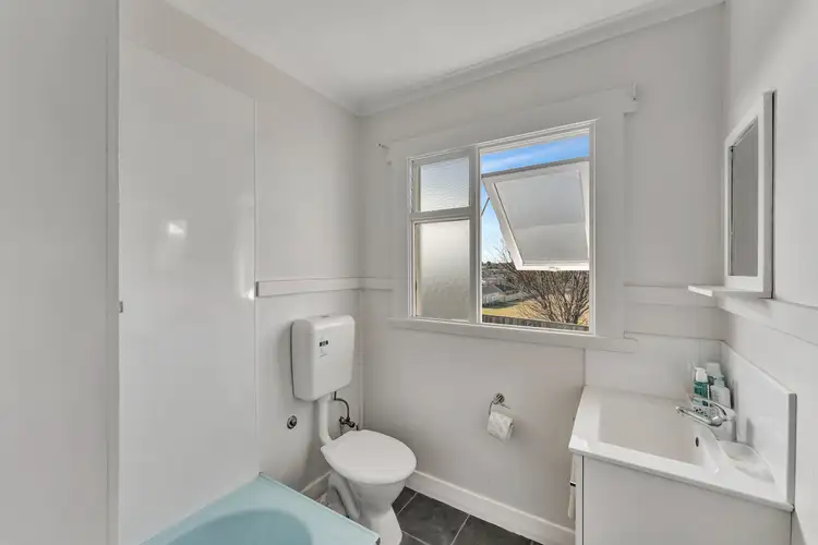 Fifth view of Homely unit listing, 4/29A Middle Road, Devonport TAS 7310