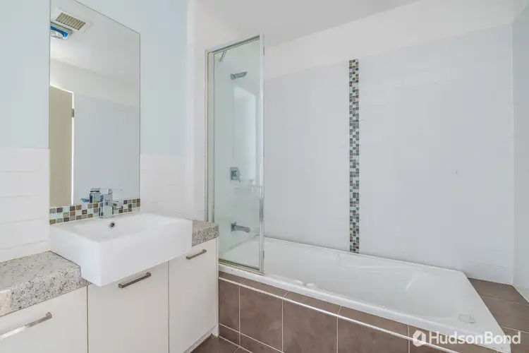 Third view of Homely apartment listing, 8/1 Kenilworth Parade, Ivanhoe VIC 3079