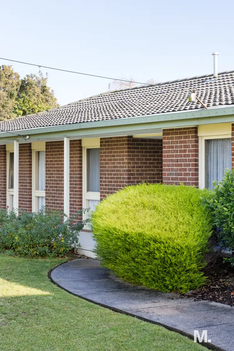 Second view of Homely house listing, 10 Tanjil Court, Keilor VIC 3036