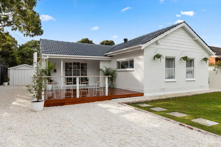 2 Thorne Crescent, Mitchell Park SA 5043