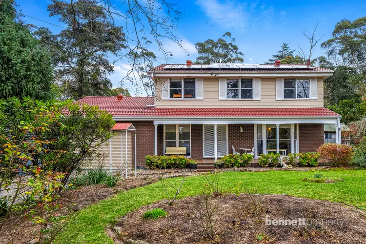 15 Stanley Avenue, Kurrajong Heights NSW 2758