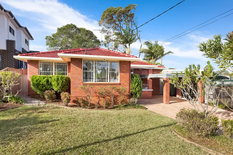 Second view of Homely house listing, 8 Putland Close, Kirrawee NSW 2232