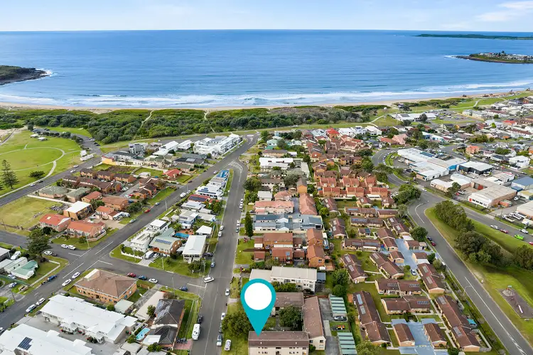 Main view of Homely apartment listing, 6/46-48 Peterborough Avenue, Lake Illawarra NSW 2528