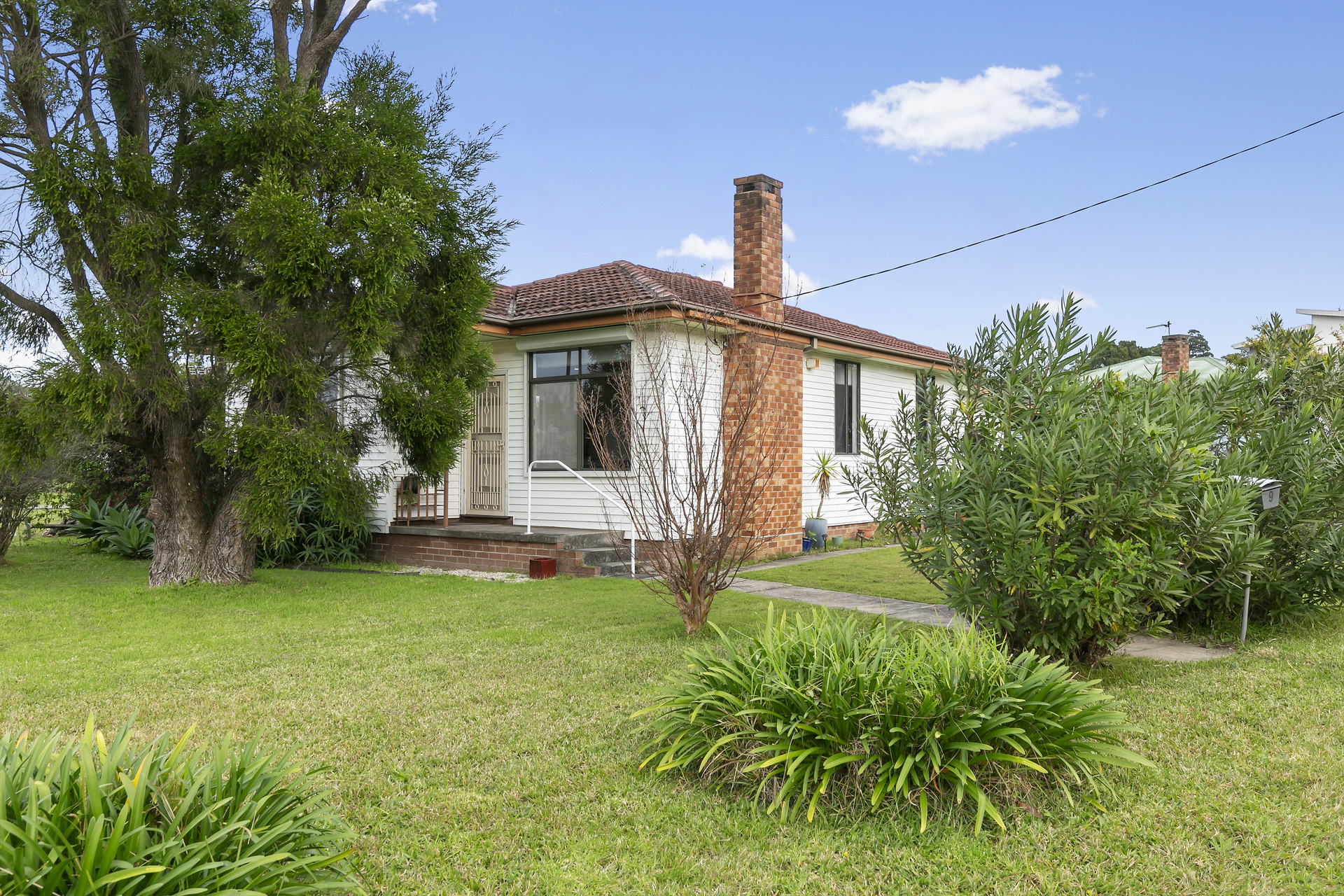 9 Graham Street, Unanderra NSW 2526