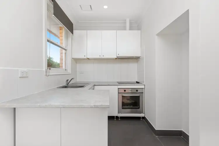 Fourth view of Homely unit listing, 3/7 Como Parade, Mentone VIC 3194
