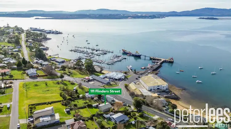 111 Flinders Street, Beauty Point TAS 7270