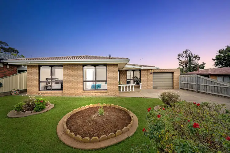 33 Macedon Street