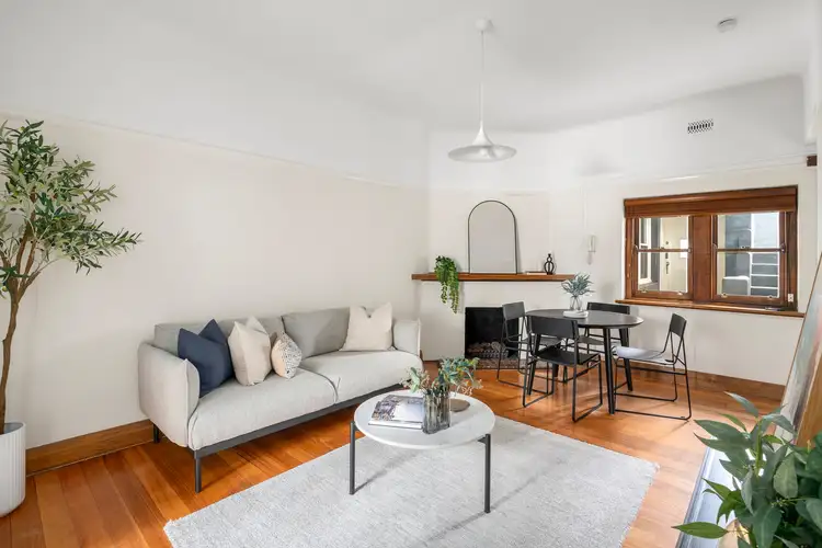 Third view of Homely apartment listing, 5/1 Coleridge Street, Elwood VIC 3184