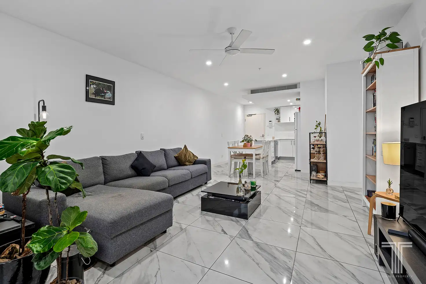 Main view of Homely unit listing, 302/70-74 Carl Street, Woolloongabba QLD 4102