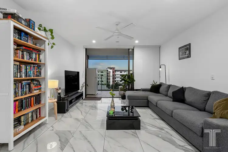 Fifth view of Homely unit listing, 302/70-74 Carl Street, Woolloongabba QLD 4102