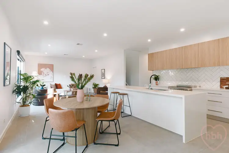 2/11 Aurora Close, Mawson ACT 2607