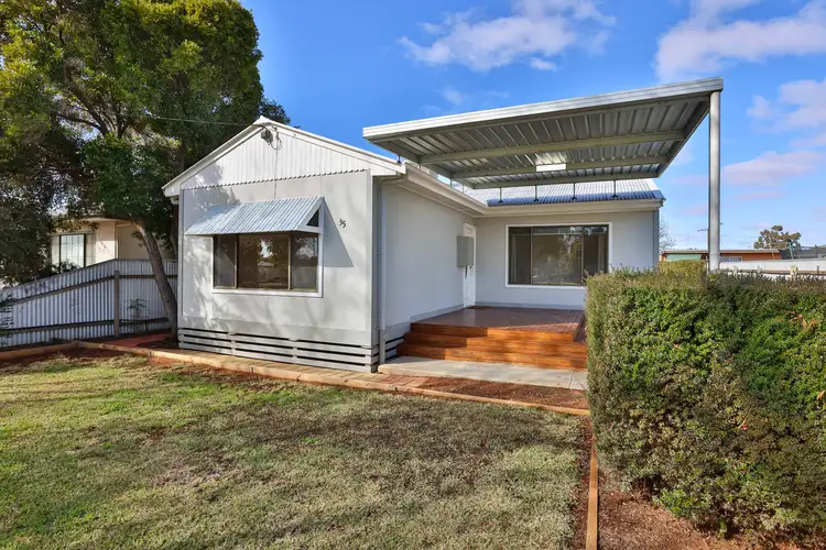 35 Ronald Street, Robinvale VIC 3549