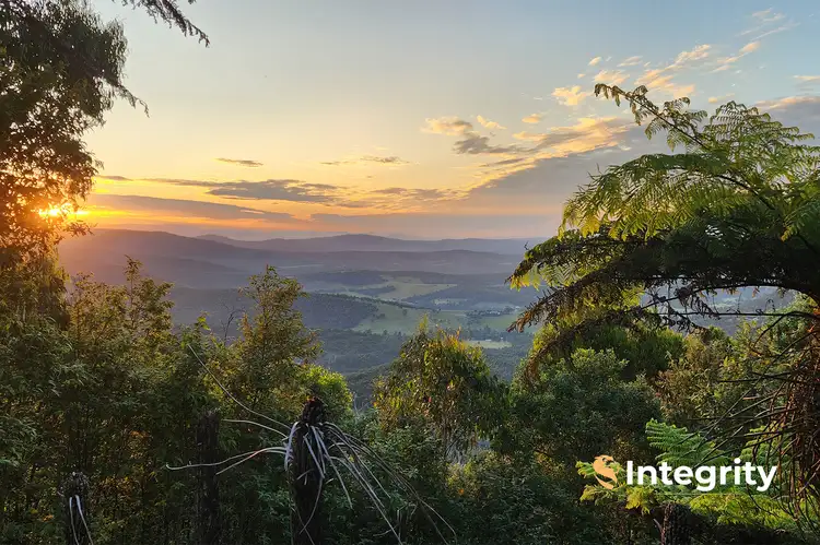 48 Pine Ridge Road, Kinglake West VIC 3757