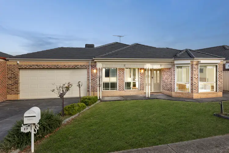 17 Thornhill Street